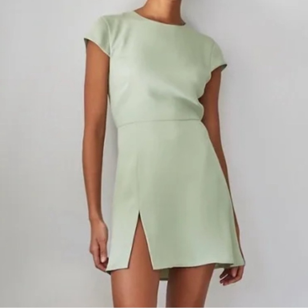 Aritzia Babaton Hamptons Mini Dress in Sage Green (size 4)